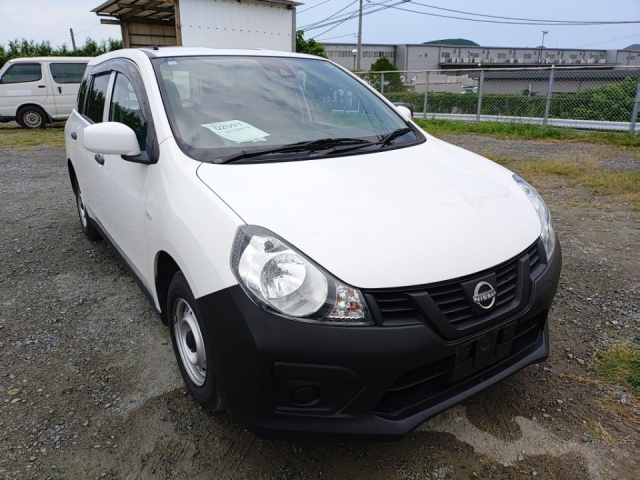 NISSAN AD 2023