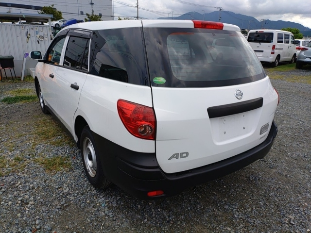 NISSAN AD 2023