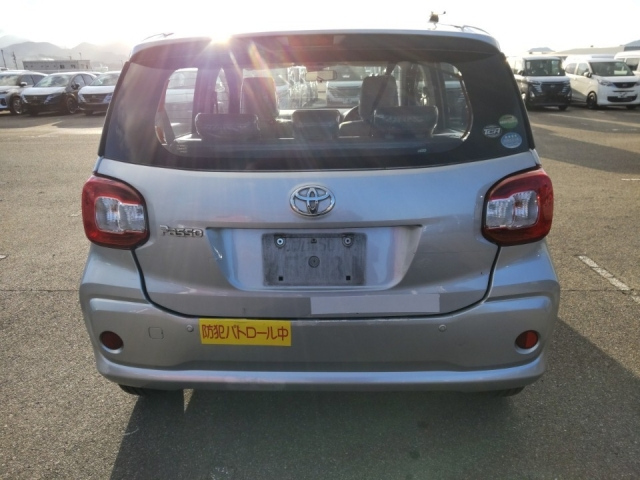 TOYOTA PASSO 2016