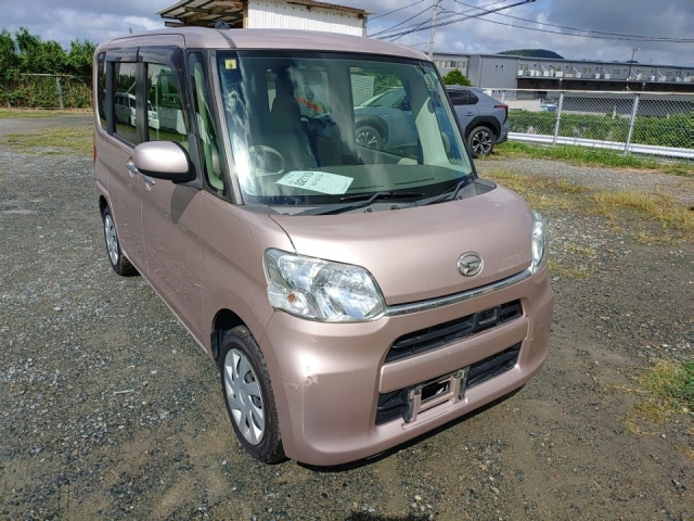 DAIHATSU TANTO 2014