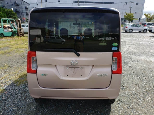 DAIHATSU TANTO 2014