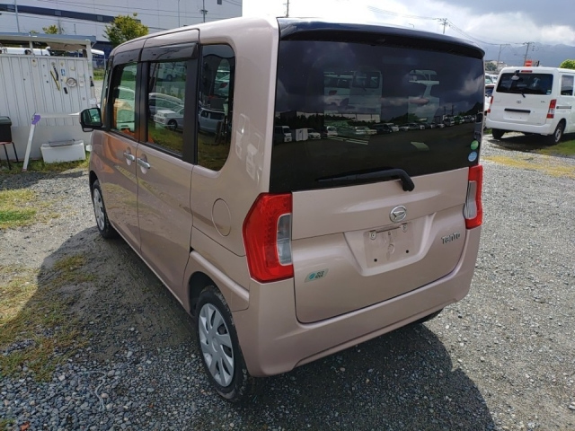 DAIHATSU TANTO 2014