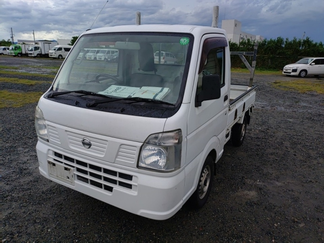 NISSAN CLIPPER TRUCK 2016