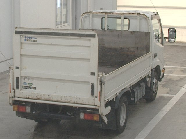 HINO DUTRO 2018