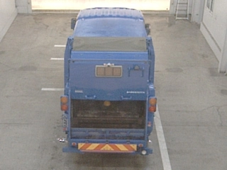 ISUZU ELF 2011