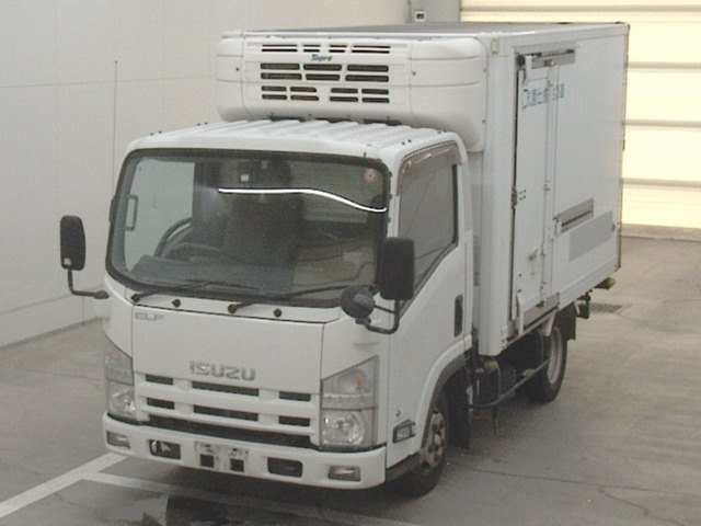 ISUZU ELF 2013