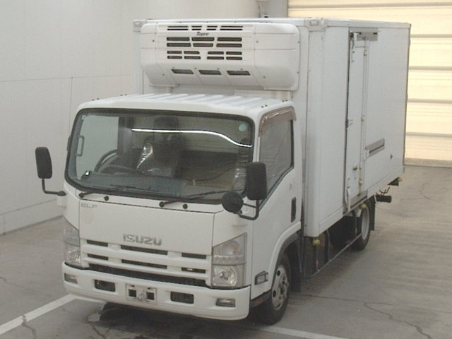 ISUZU ELF 2014