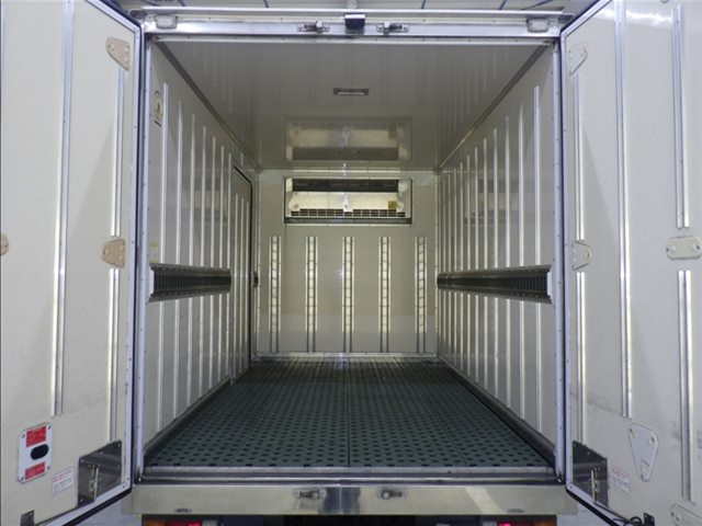 MITSUBISHI CANTER 2020