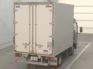 ISUZU ELF 2015