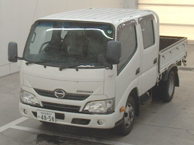 HINO DUTRO 2016