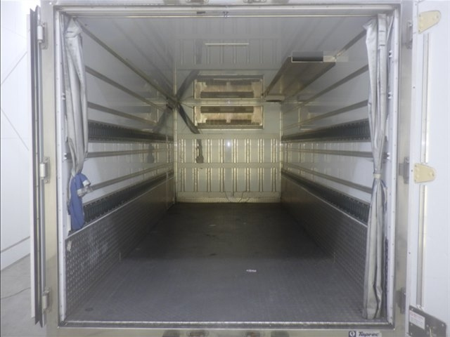 MITSUBISHI CANTER 2018