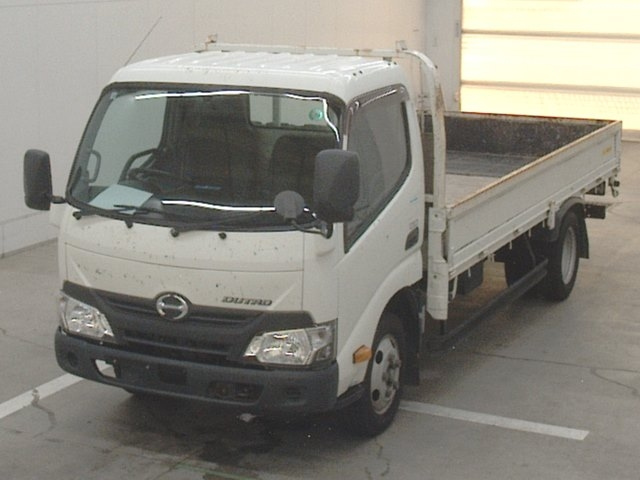 HINO DUTRO 2018