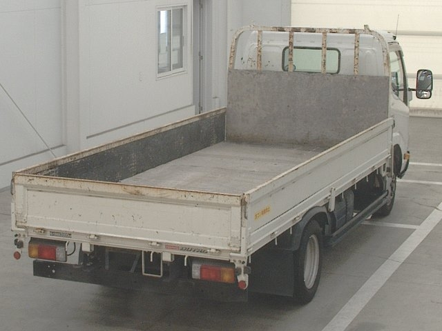 HINO DUTRO 2018