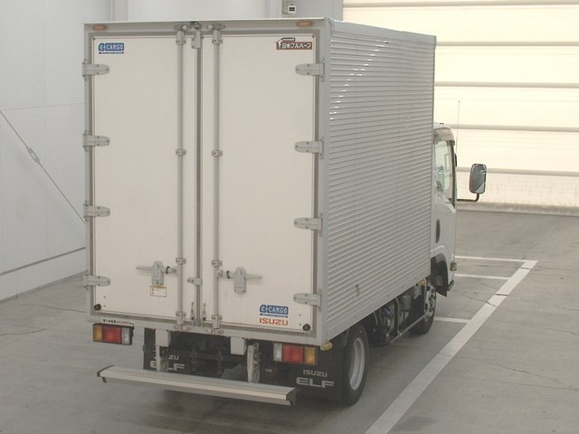 ISUZU ELF 2021