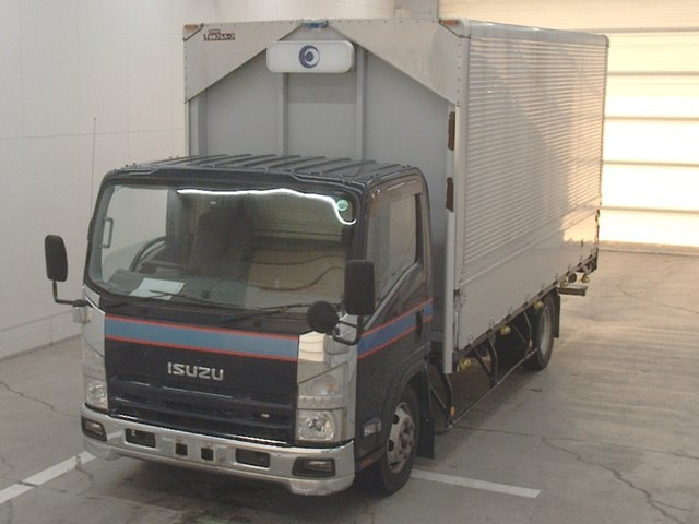 ISUZU ELF 2011