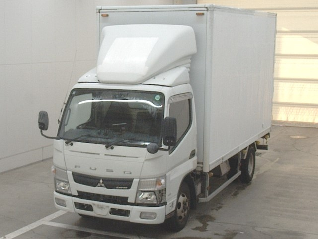 MITSUBISHI CANTER 2013