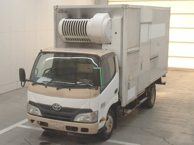 TOYOTA DYNA 2013