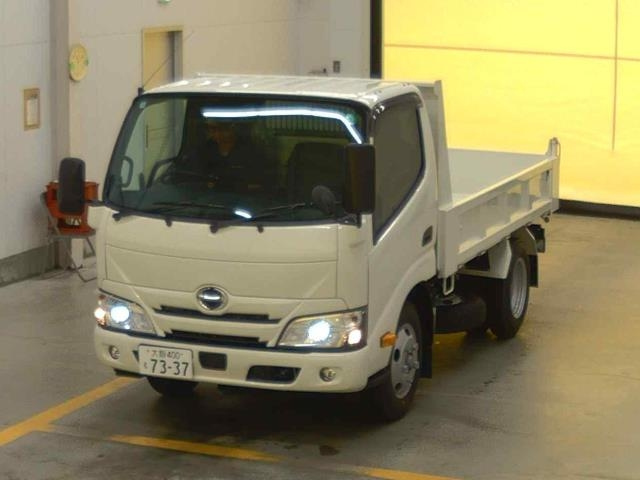 HINO DUTRO 2025