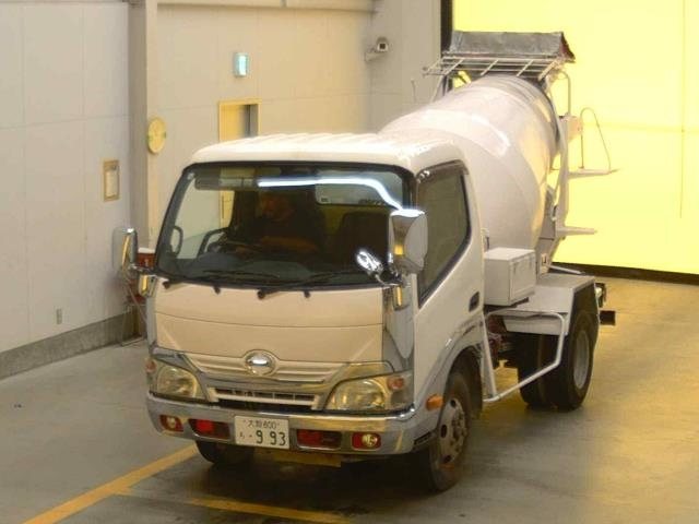 HINO DUTRO 2013