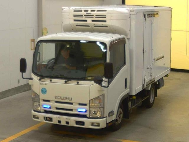 ISUZU ELF 2013