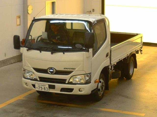 HINO DUTRO 2018