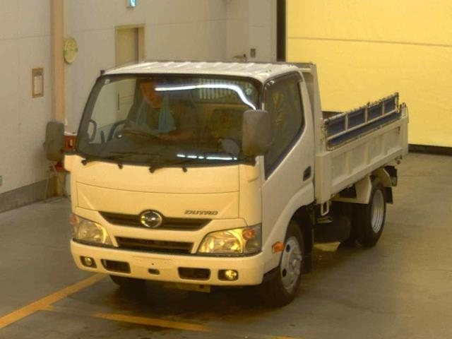 HINO DUTRO 2013