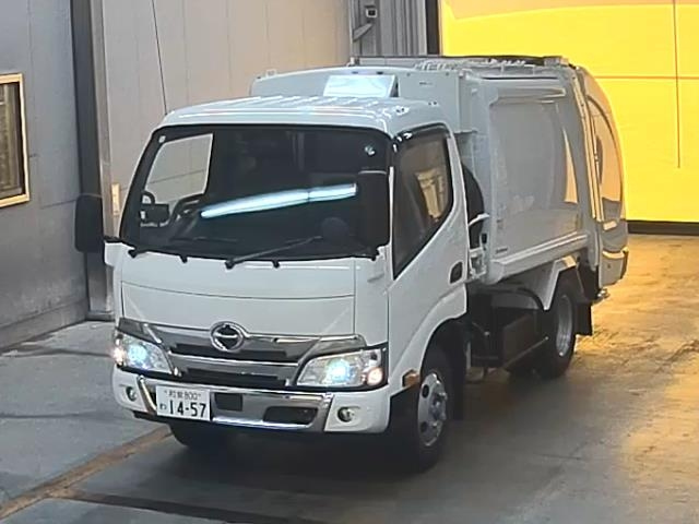 HINO DUTRO 2025