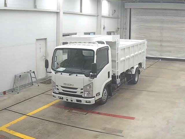 ISUZU ELF 2015