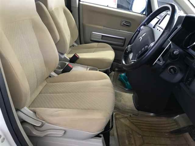 MITSUBISHI DELICA D5 2012