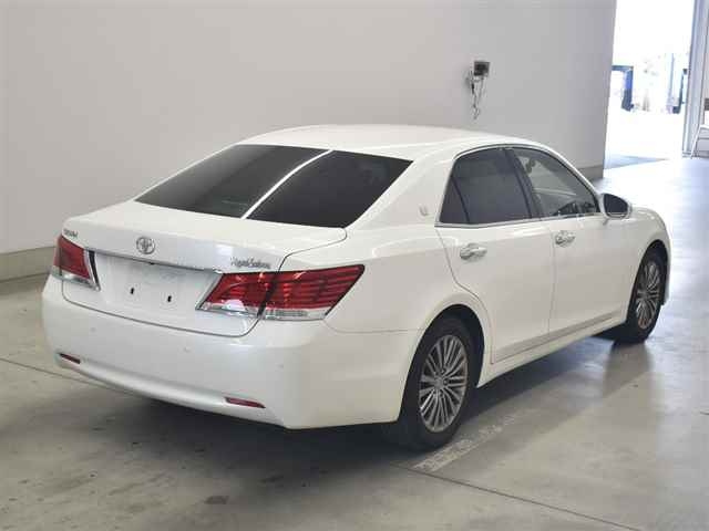 TOYOTA CROWN 2013