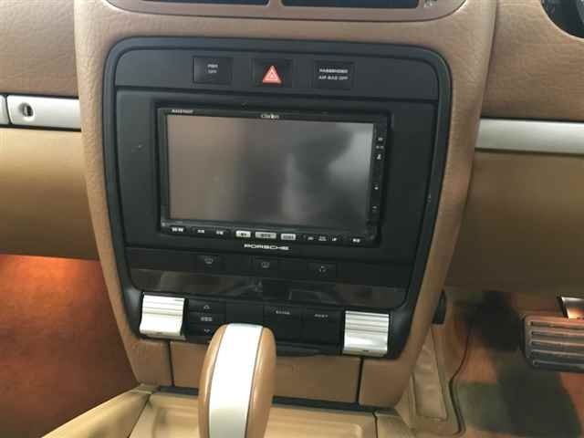 PORSCHE CAYENNE 2012