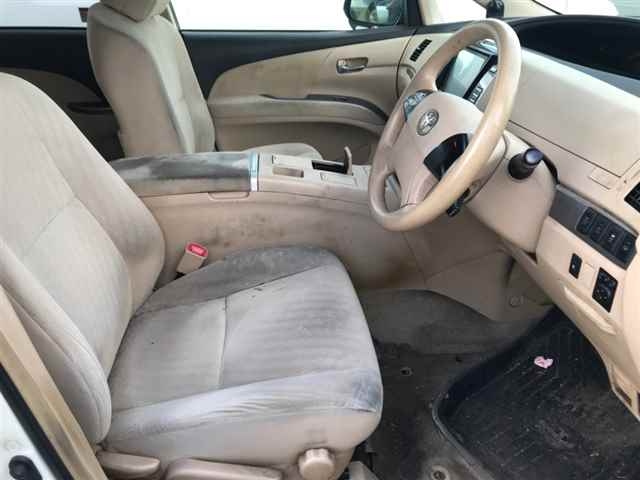TOYOTA ESTIMA HYBRID 2015