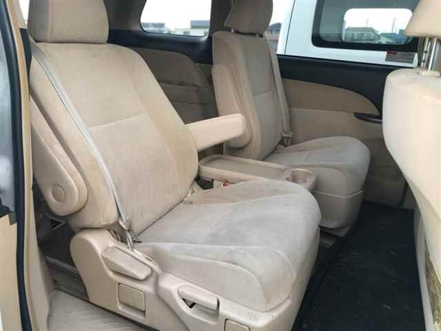 TOYOTA ESTIMA HYBRID 2015