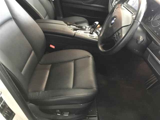 BMW 5 SERIES 2011