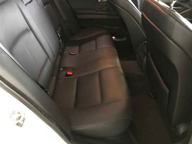 BMW 5 SERIES 2011