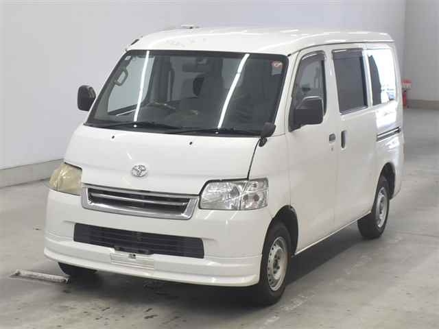 TOYOTA TOWN ACE VAN 2014