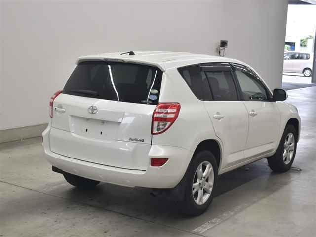 TOYOTA RAV4 2011