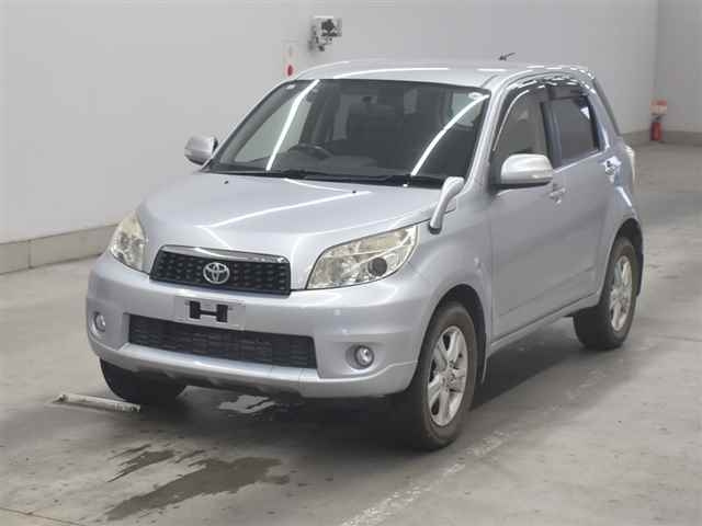 TOYOTA RUSH 2009