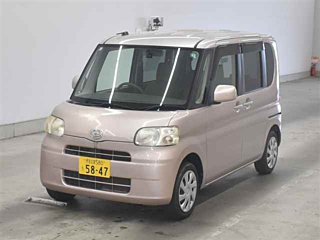 DAIHATSU TANTO 2013
