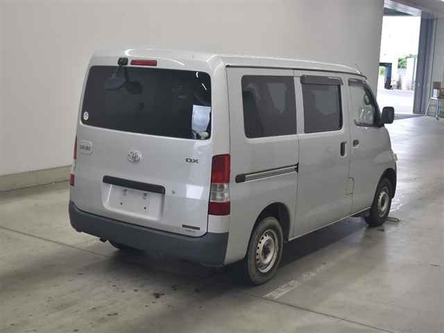 TOYOTA LITE ACE VAN 2010