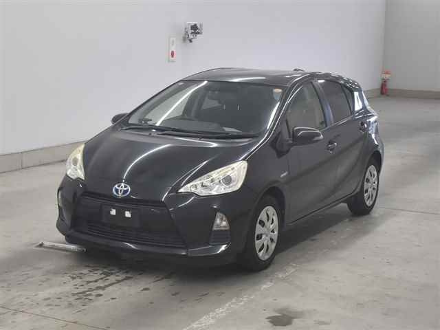 TOYOTA AQUA 2014