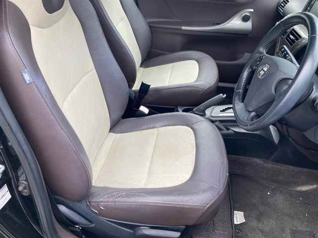 TOYOTA IQ 2009