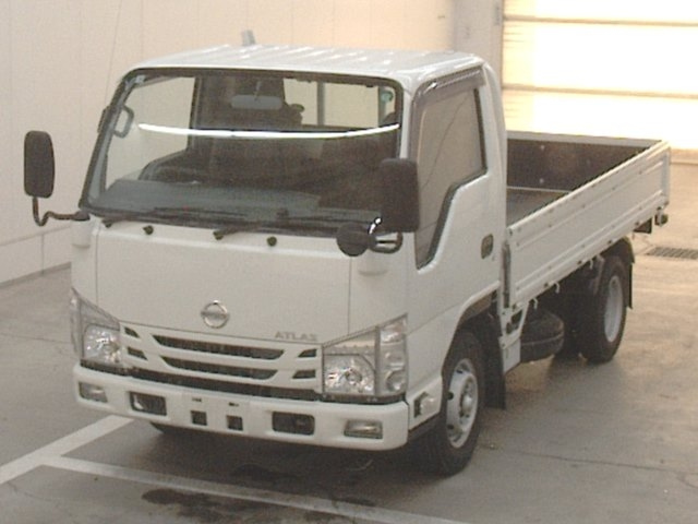 NISSAN ATLAS 2020