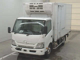 HINO DUTRO 2019