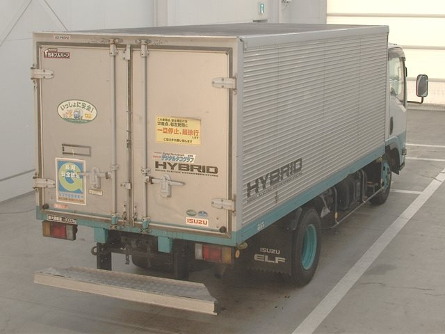 ISUZU ELF 2010