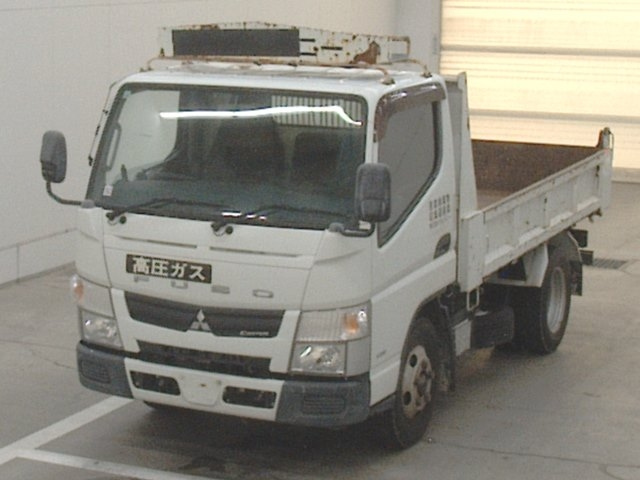 MITSUBISHI CANTER 2015