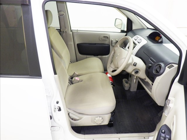 MITSUBISHI EK WAGON 2011