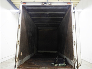 ISUZU ELF 2011