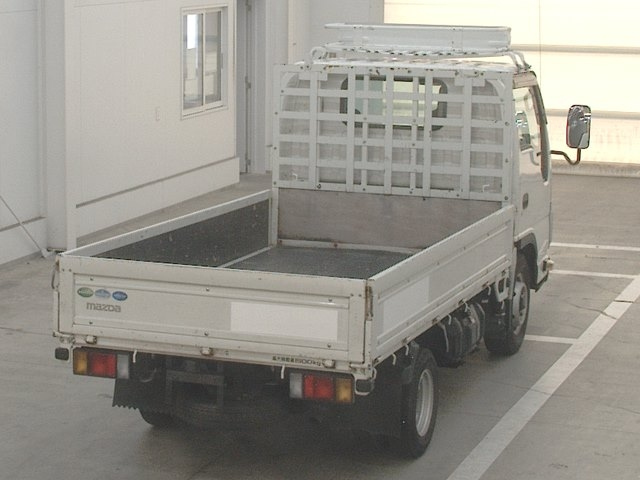 MAZDA TITAN 2012
