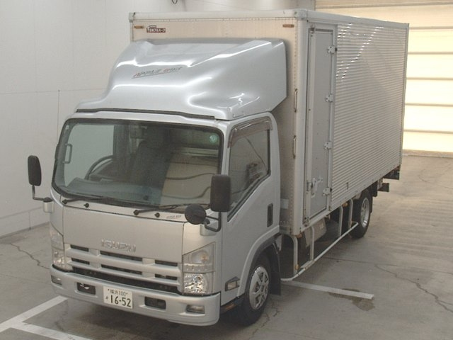 ISUZU ELF 2009